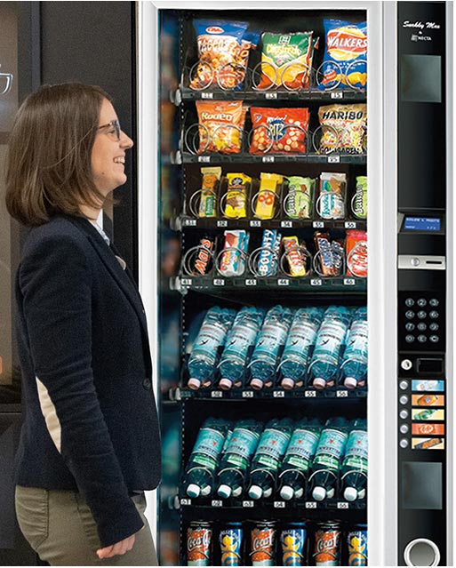Distributeur automatique de boissons avec vitrine : Devis sur