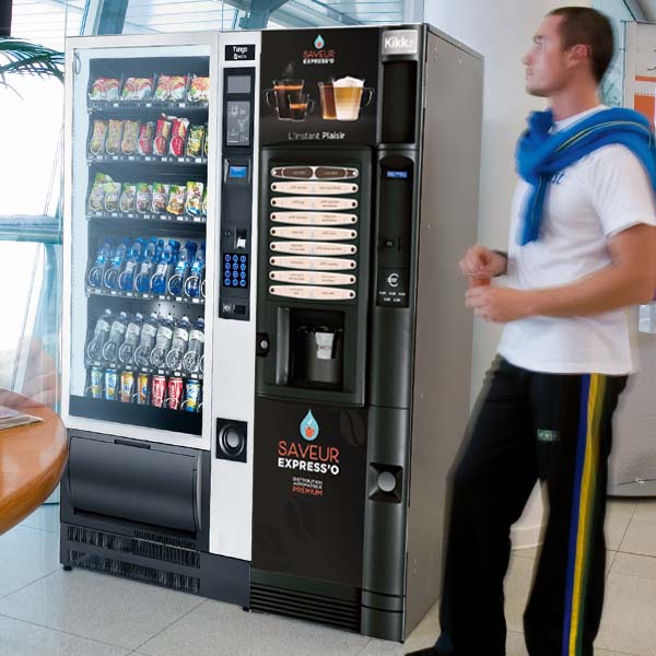 Petit distributeur automatique de boissons avec badge prépayé pour mettre  dans un bureau - Spécialiste des distributeurs automatiques à  Salon-de-Provence - Distri Matic